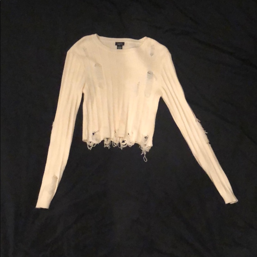 Long sleeve crop top